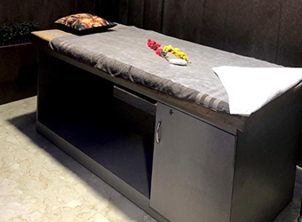 spa therapy bed in rainbow spa in Karachi